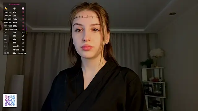 LeanneDinkle online show from 04/24/26, 04:04