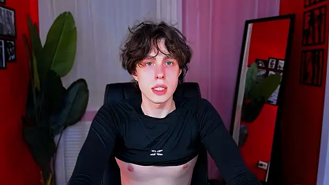 Snapshot of Keith_Erickson chatting on 02/12/26, 02:45 Keith Erickson online show from 02/12/26, 02:45