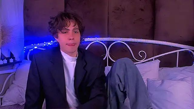 Snapshot of Keith_Erickson chatting on 02/18/26, 10:33 Keith Erickson online show from 02/18/26, 10:33