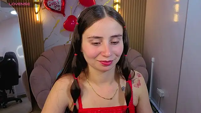 Ariana18 b online show from 02/12/26, 12:44