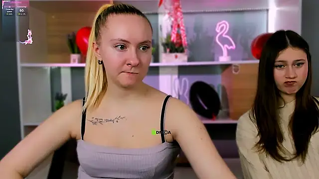 Snapshot of arianaa_cat chatting on 02/22/26, 08:57 arianaa cat online show from 02/22/26, 08:57