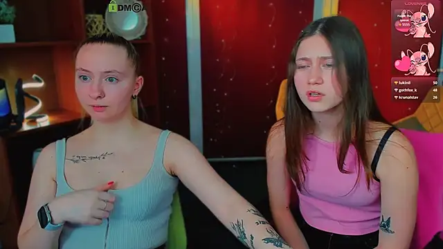 arianaa cat online show from 03/14/26, 09:37