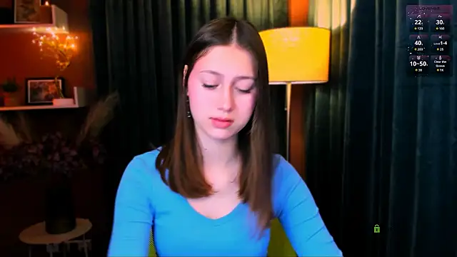 arianaa cat online show from 04/21/26, 06:55