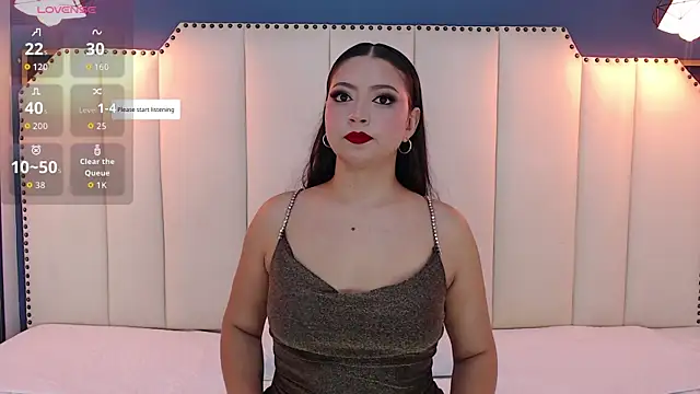 Snapshot of KiaraEverly chatting on 02/18/26, 12:01 KiaraEverly online show from 02/18/26, 12:01