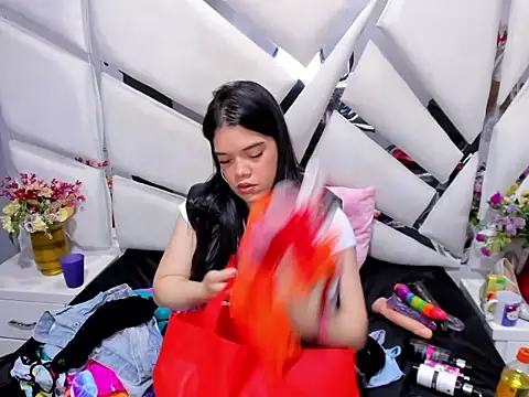  EmilySquirt online show from 02/12/26, 01:39