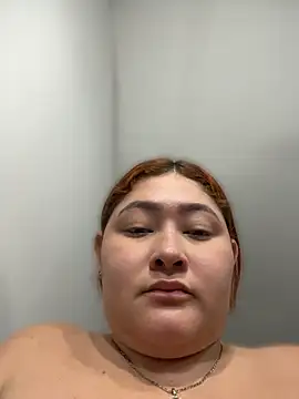 Snapshot of Rouse-Antonella_ chatting on 05/07/26, 05:13 Rouse-Antonella online show from 05/07/26, 05:13