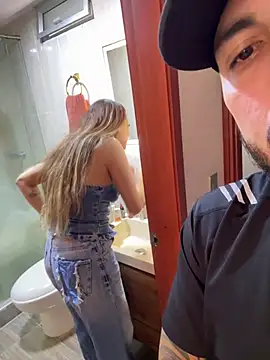 Snapshot of joeandlove chatting on 02/03/26, 03:50 joeandlove online show from 02/03/26, 03:50