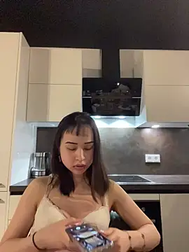 Just-Lilly online show from 03/27/26, 01:00