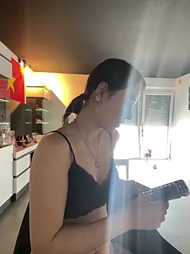 Just-Lilly online show from 04/09/26, 01:38