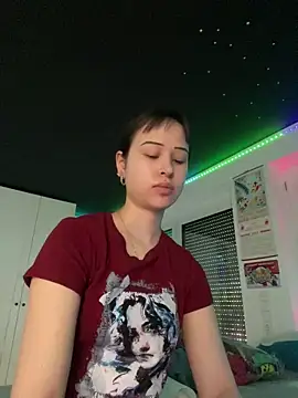 Just-Lilly online show from 04/19/26, 04:39