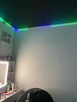 Just-Lilly online show from 04/22/26, 03:13