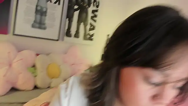 Hey lucy   online show from 07/18/26, 07:17