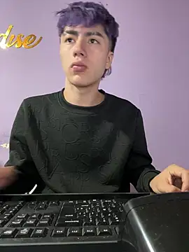 Snapshot of AlexanderCollman2 chatting on 02/13/26, 04:19 AlexanderCollman2 online show from 02/13/26, 04:19