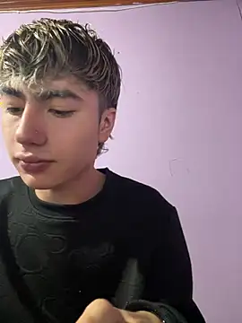 AlexanderCollman2 online show from 04/08/26, 02:11