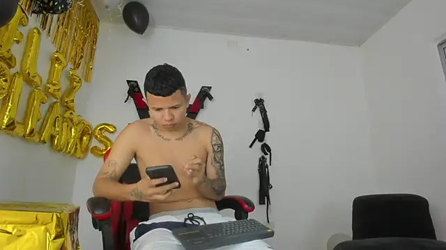 Steven and Camilo18 online show from 02/04/26, 11:49