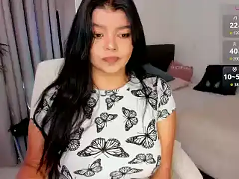 moonhelen online show from 02/04/26, 06:58