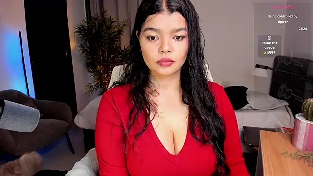 moonhelen online show from 04/11/26, 02:49