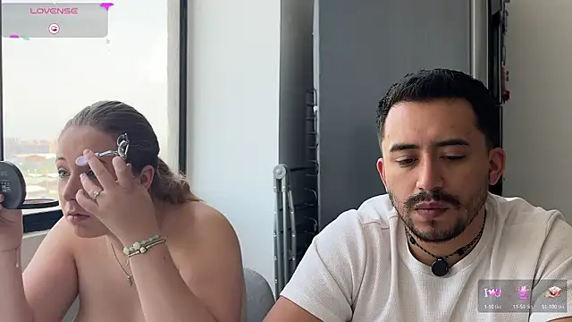 Snapshot of Sofii_n_Diego chatting on 03/01/26, 04:31 Sofii n Diego online show from 03/01/26, 04:31