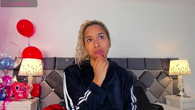  Giorgiina  online show from 02/14/26, 12:24