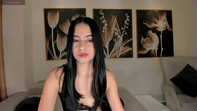 LucieMartin online show from 04/19/26, 11:42