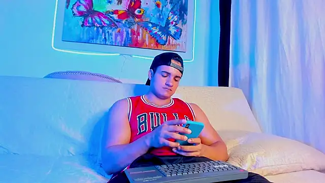 Snapshot of jhon_nicolas chatting on 02/10/26, 08:35 jhon nicolas online show from 02/10/26, 08:35