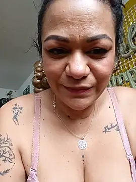 Dafne 77 online show from 06/05/26, 02:23