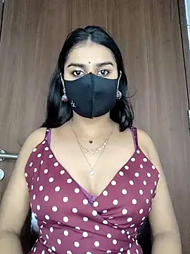 Alix cuti online show from 04/19/26, 04:17