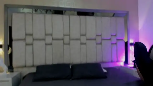 ValeryCooper18 online show from 02/03/26, 08:03