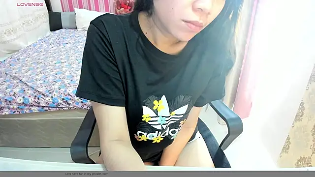 HornyAsianXxX online show from 04/11/26, 02:38