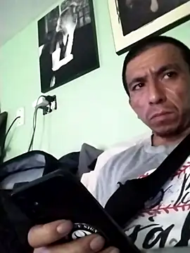 Snapshot of bigbooietx chatting on 02/17/26, 07:42 bigbooietx online show from 02/17/26, 07:42