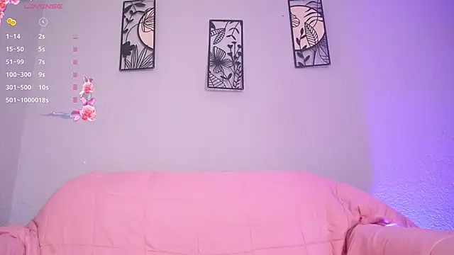 loveegirll1 online show from 04/04/26, 04:00