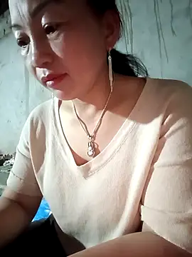 baby 112233 online show from 04/21/26, 10:45