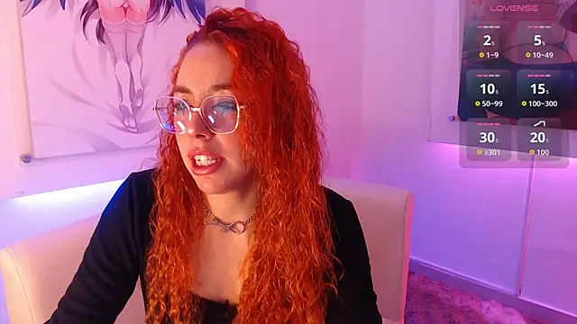 Snapshot of mere_in_redd chatting on 07/21/26, 12:29 mere in redd online show from 07/21/26, 12:29