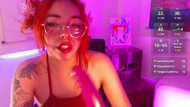 Snapshot of mere_in_redd chatting on 07/28/26, 02:13 mere in redd online show from 07/28/26, 02:13