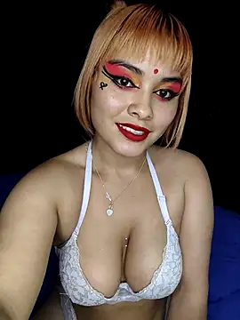 Snapshot of zoe_love18 chatting on 02/19/26, 03:35 zoe love18 online show from 02/19/26, 03:35