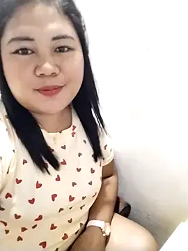 Snapshot of biggbooty15 chatting on 02/24/26, 11:25 biggbooty15 online show from 02/24/26, 11:25