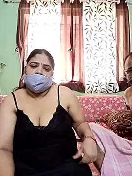 HoneyHush online show from 02/22/26, 06:02