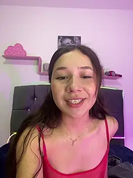 DULCE MARIA EF online show from 02/08/26, 04:32