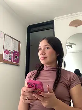 DULCE MARIA EF online show from 02/27/26, 12:49