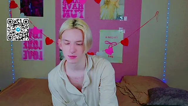 Snapshot of Ron_Vilss chatting on 02/24/26, 04:32 Ron Vilss online show from 02/24/26, 04:32