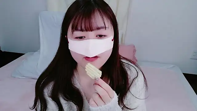 Anzu 25 online show from 02/21/26, 09:32