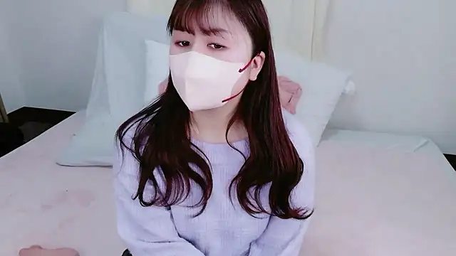 Anzu 25 online show from 03/01/26, 09:33