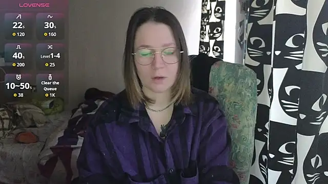 Snapshot of Ozalin_ chatting on 02/13/26, 09:27 Ozalin online show from 02/13/26, 09:27