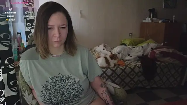 Ozalin  online show from 04/15/26, 10:11