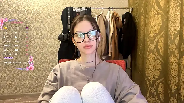 Snapshot of LumPetal chatting on 02/12/26, 05:24 LumPetal online show from 02/12/26, 05:24