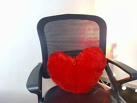 ELIZA 01 online show from 02/06/26, 05:56