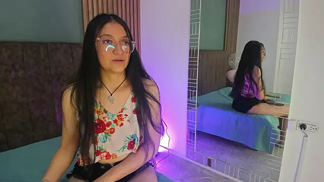 HannaWen  online show from 02/21/26, 07:59