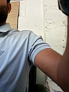 hot---boy1 online show from 02/22/26, 05:19