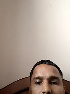 Mumbai handsom92 online show from 02/08/26, 07:45