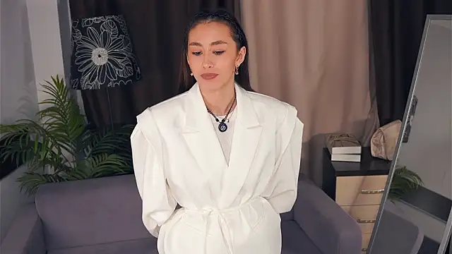 Snapshot of DeliaPesta chatting on 02/02/26, 04:27 DeliaPesta online show from 02/02/26, 04:27